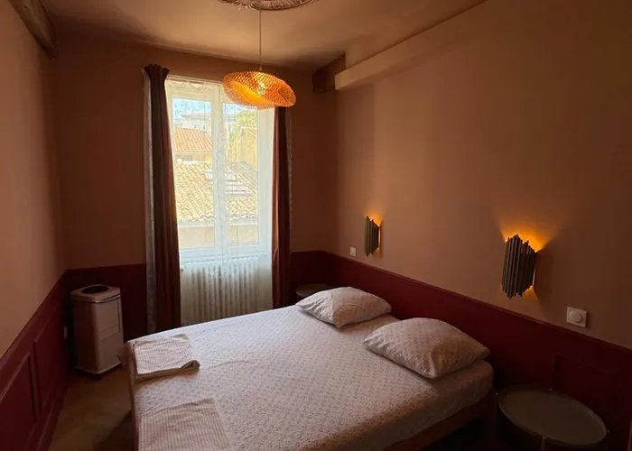 Appartement Centre Ville Historique - Le Modene