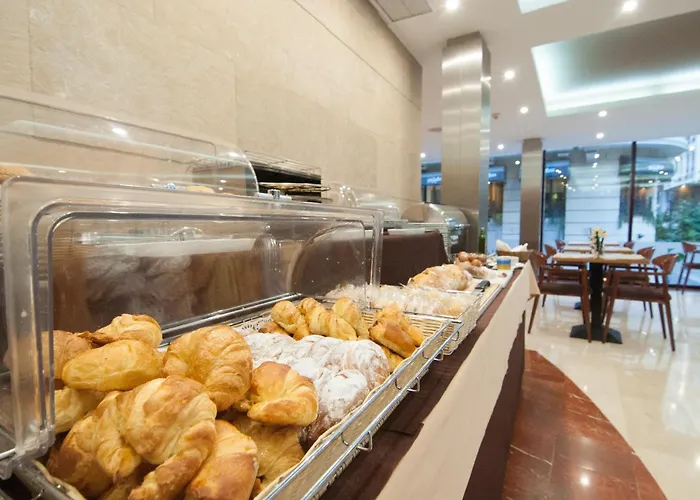 Hôtel pour familles: Hotel Rh Sorolla Centro