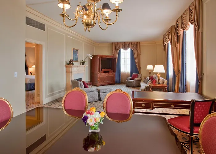 Hôtel 4 étoiles: The Biltmore Los Angeles