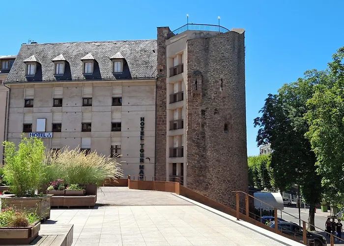 Hôtel pour familles: Hôtel Tour Maje