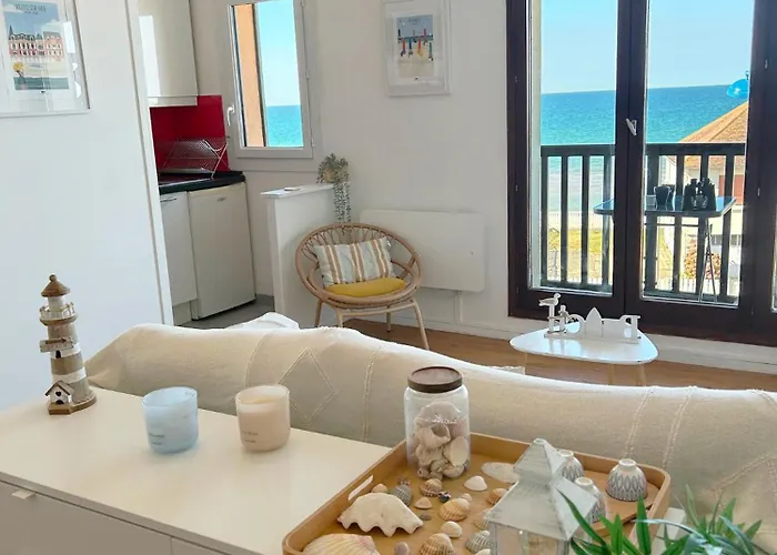 Cote et Mer Superbe appartement Front de Mer WIFI&PARKING