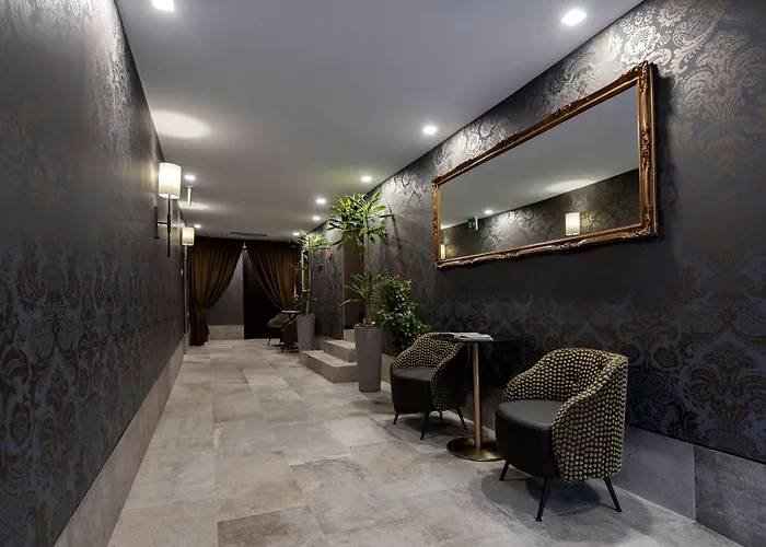  Alle Guglie Boutique