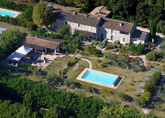 MAS DES FIGUES - très calme - Certifié Biologique FRBio10 - jardin naturel écologique vivant - piscine 12x6- Copieux brunch paysan méditerranéen du jardin cuisine maison huile d'olive- Agritourisme-Alpilles Saint Rémy de Provence-du 01 mai au 29 sept