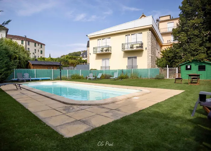 Les Ambassadeurs Hotel - Logis