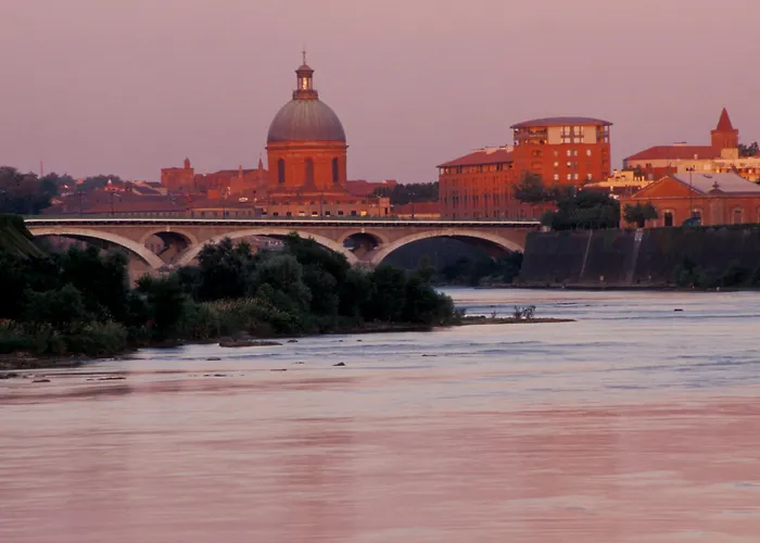 At Home Appart Hotel