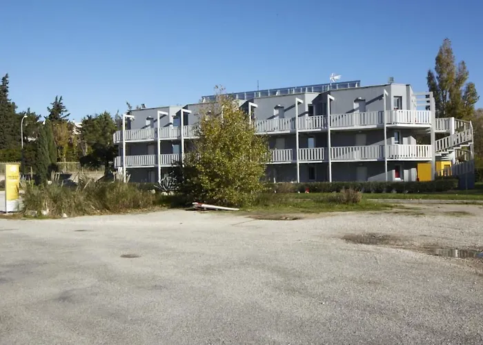 Première Classe Martigues