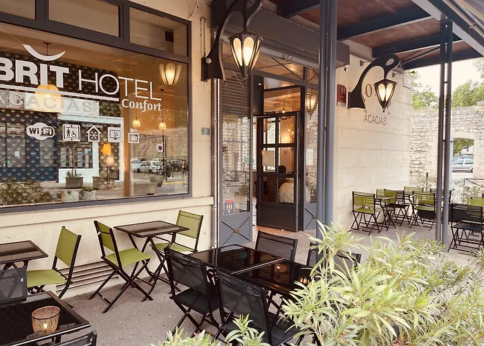 Brit Hotel Acacias