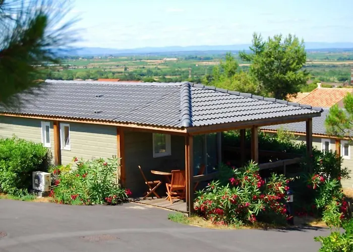 Hôtel 3 étoiles: Lagrange Vacances Les Pescalunes