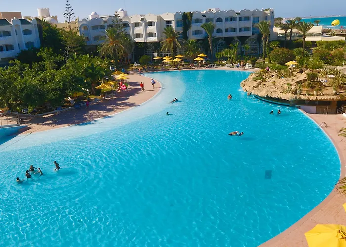Hôtel pour familles: Mahdia Beach & Aqua Park