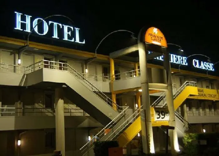 Hôtel 3 étoiles: Premiere Classe Evreux