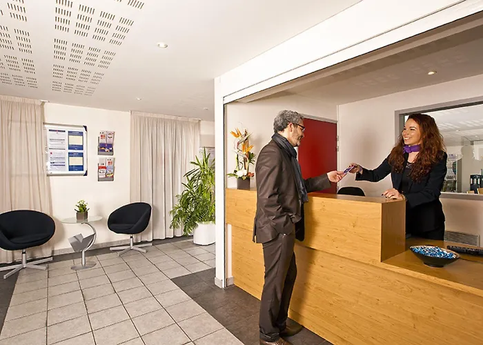 Sejours & Affaires Rennes Villa Camilla