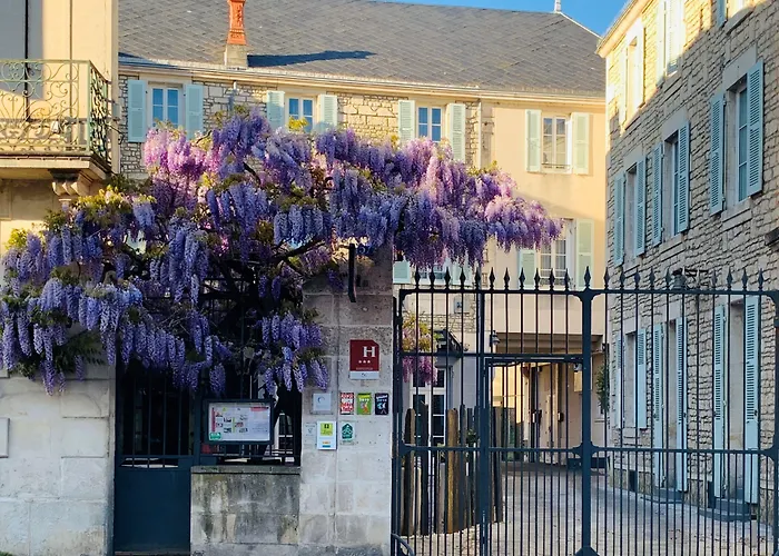 Hôtel pour familles: Logis Le Fontarabie