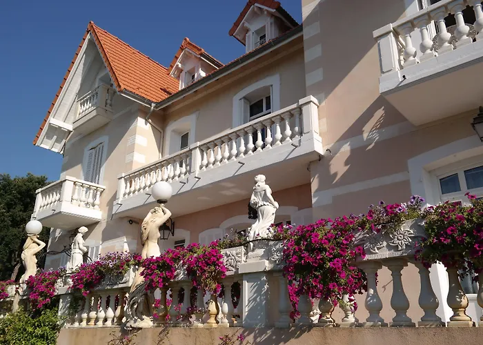 Le Château de Mei Lese