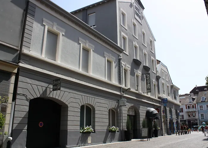 Hôtel avec vue: Brit Hotel Bristol Montbéliard Centre