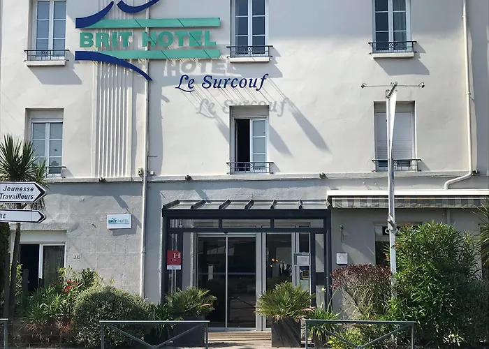 Brit Hotel Le Surcouf