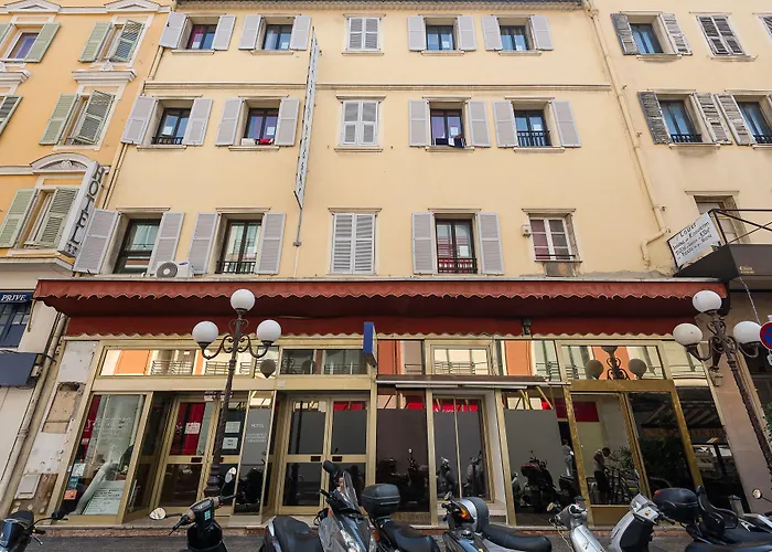 Hotel pres du College: Villa Saint Exupery Beach Hostel