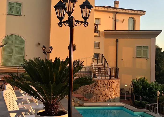 Hôtel central: Villa Nina