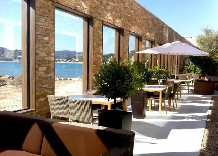 Hostellerie La Farandole