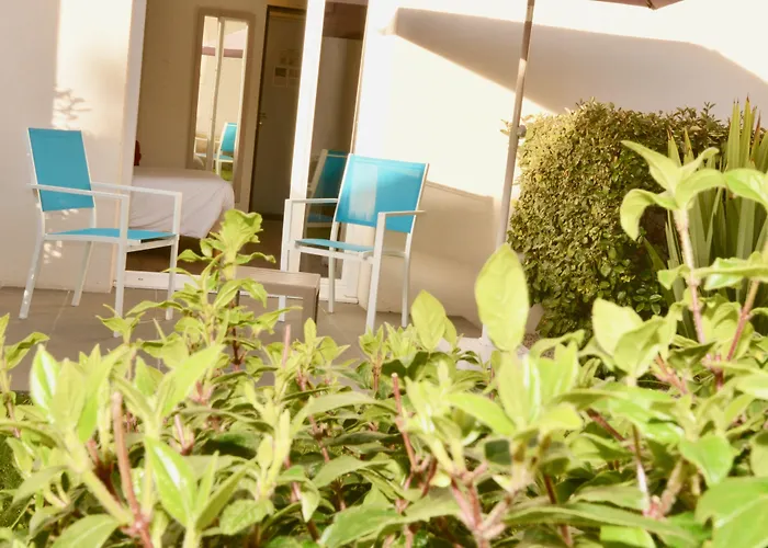 Hôtel Villa Sophia - ADULTS ONLY JULY AND AUGUST