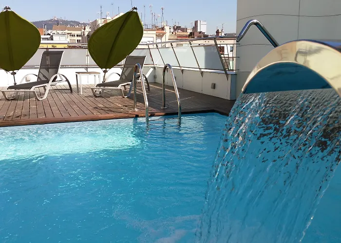 Hôtel de golf: Ako Suite Hotel