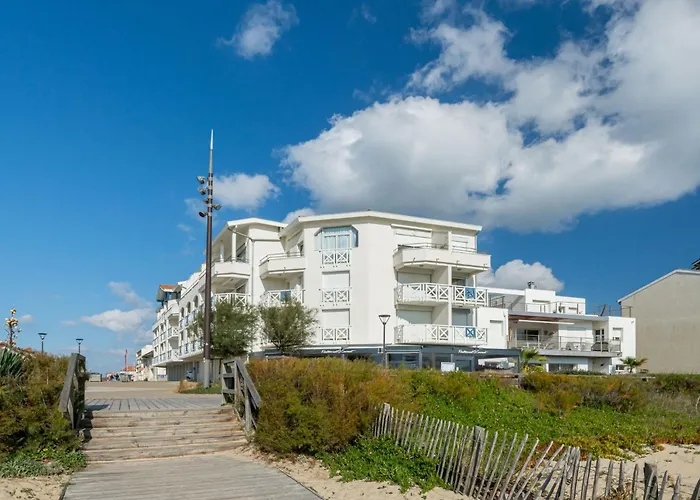 Apartment Grand Pavois-2 By Interhome