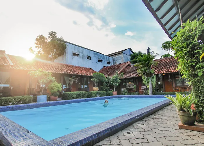 Hotel pres du College: Delta Homestay