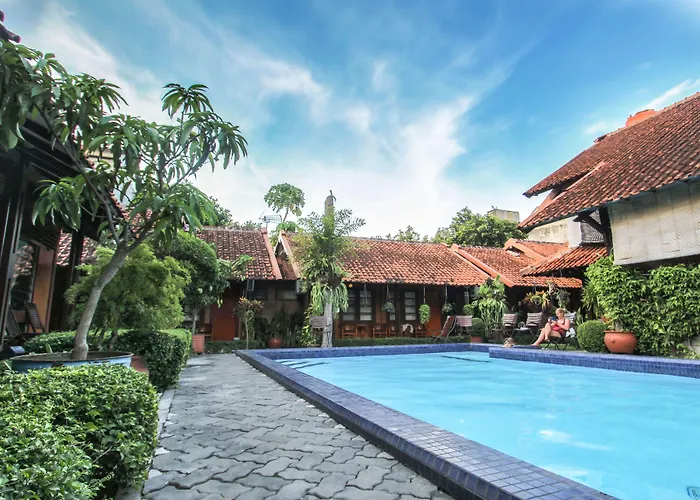 Hotel pres du College: Delta Homestay