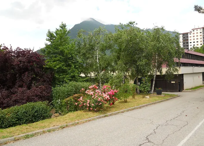 Hotel pres du College: Hôtel Inn Design Moutiers
