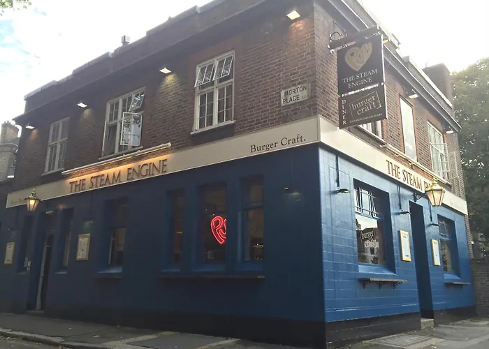 Hotel pres du College: Publove @ The Steam Engine,Waterloo