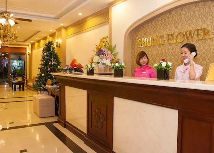 La Palm Hotel