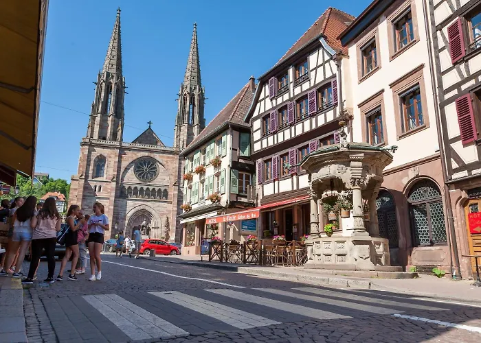 Hôtel pour familles: Hôtel De La Cloche