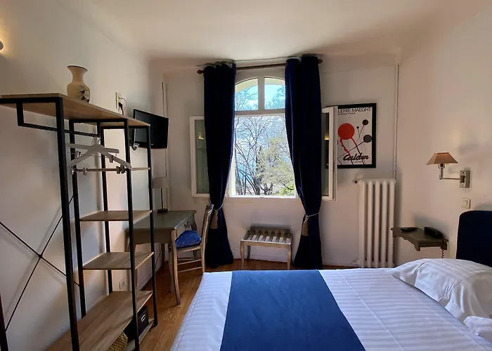 Logis Hôtel La Bellaudière