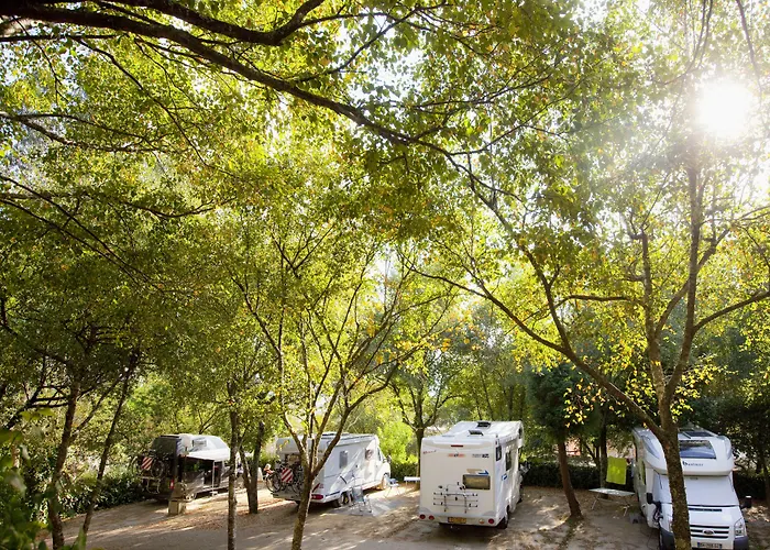 Hotel pres du College: Camping As Cancelas
