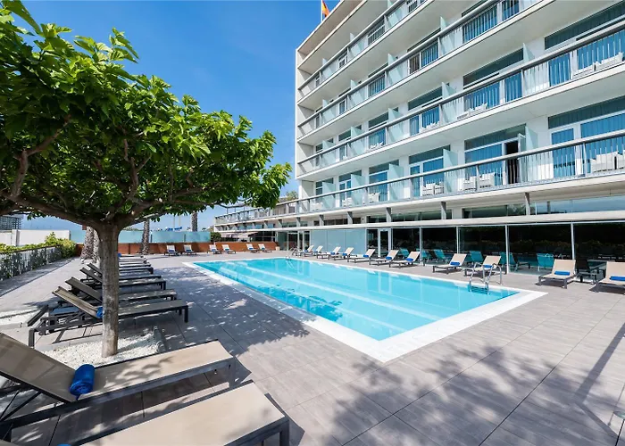 Atenea Port Barcelona Mataro