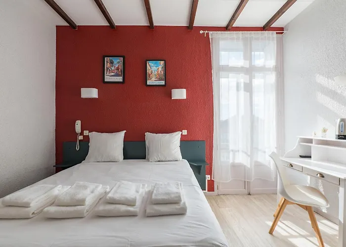 Hôtel avec tennis: Hôtel Aragon - Centre ville gare