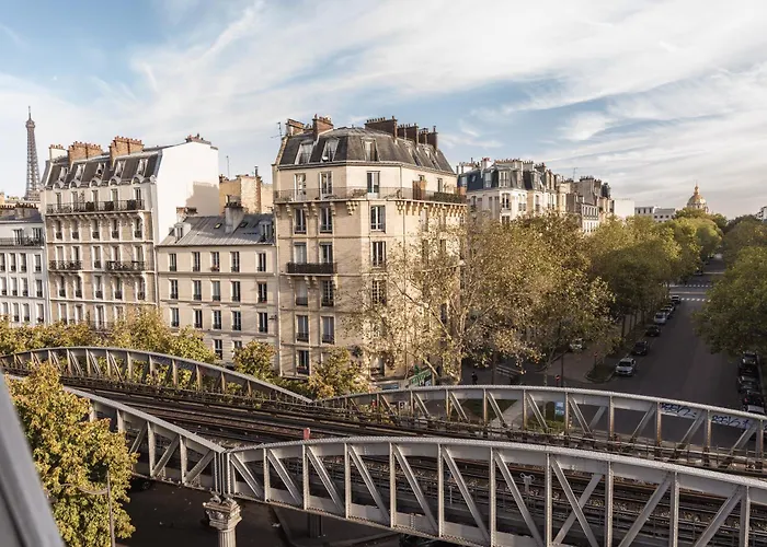  Eiffel Segur