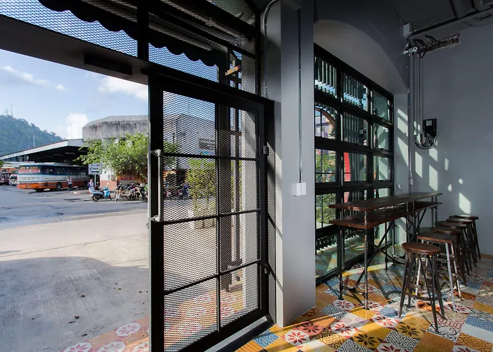 Auberge: Bloo Hostel