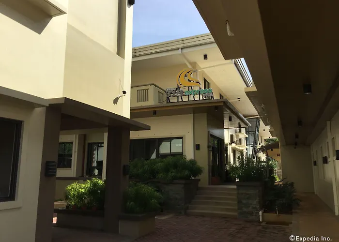 Coron Soleil Express Hotel