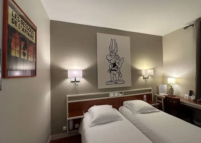 Hôtel Restaurant LE MONARQUE