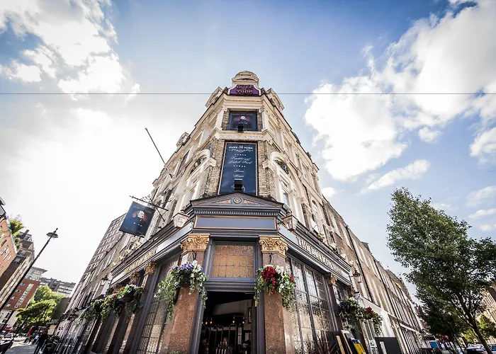 Pension de Famille Duke Rooms London