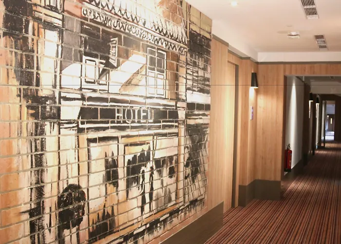 Aqueen Heritage Hotel Little India