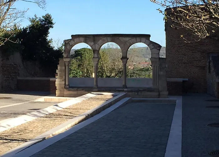 Le Castelviel