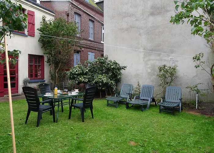 Holiday Home In Etretat Near Beach & Cliffs