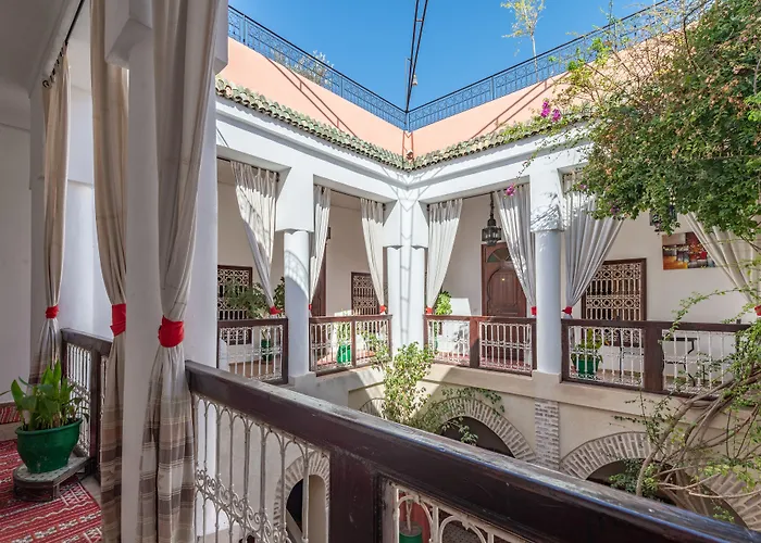 Hôtel 3 étoiles: Riad Dar Palmyra