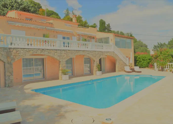 Villa La Terre Des Lauriers