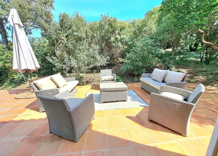 Villa avec piscine: Bastide Presqu Ile De Giens Superbe Vue Mer Piscine