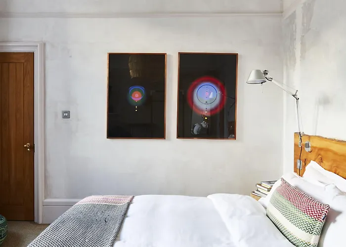 Hôtel de l'aéroport: The Culpeper Bedrooms
