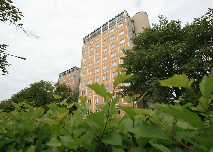 Toeoeloe Towers