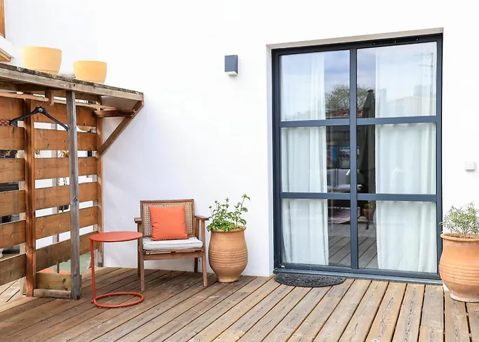Hôtel de l'aéroport: Biarritz Surf Lodge Chambre d'hôtes