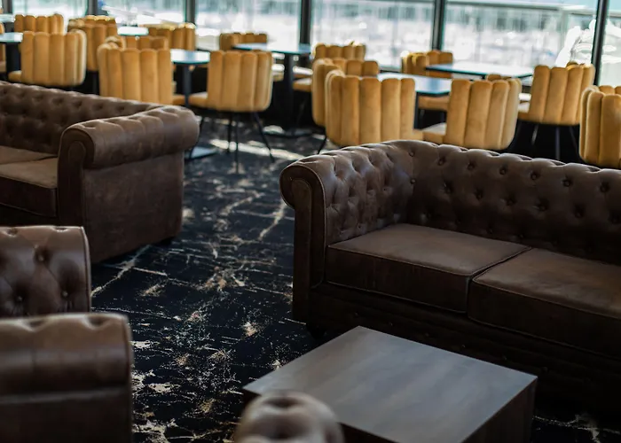 Hôtel 4 étoiles: Le Barracuda&Spa, Centre Port, pieds dans l'eau, vue mer